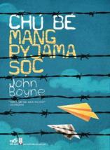 Chú bé mang pyjama sọc
